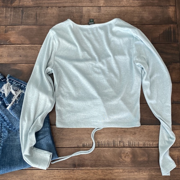 ❤️EUC❤️ Wild Fable Cinch Front Crop ❤️ - Picture 6 of 6